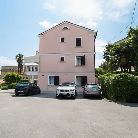 Sonja Apartamento *
